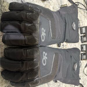 Outdoor Research Lucent Heated Gloves